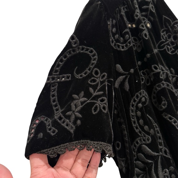 Love Johnny Was Velvet Maxi Dress Silk Embroidered Floral Holiday Party Black XS - Picture 5 of 12